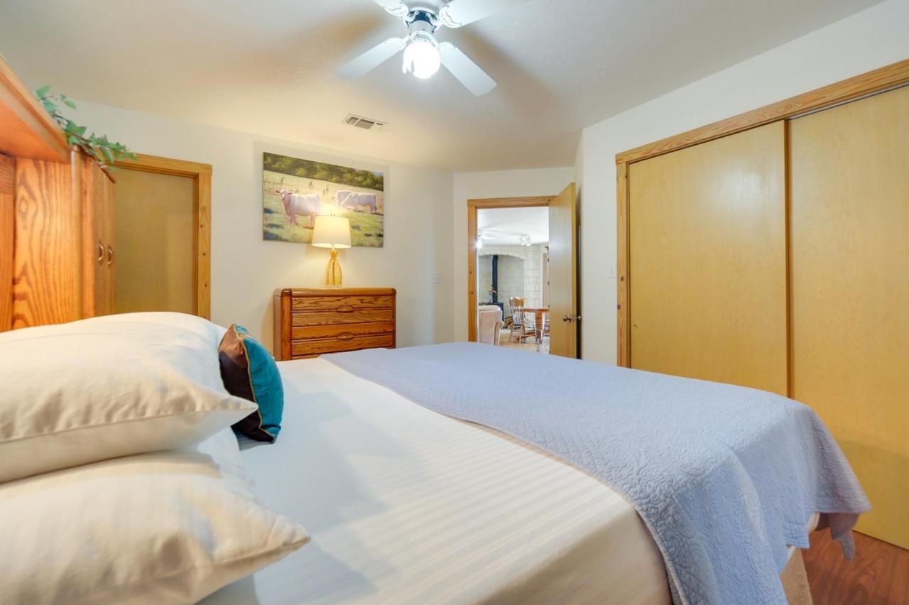 Fredericksburg Retreat With Private Hot Tub And Patio! Vila Exterior foto